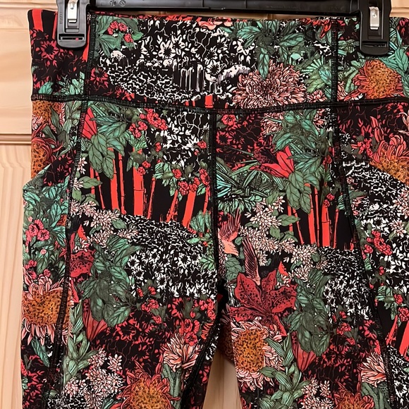 lululemon athletica Pants - Lululemon speed up tight Zen garden